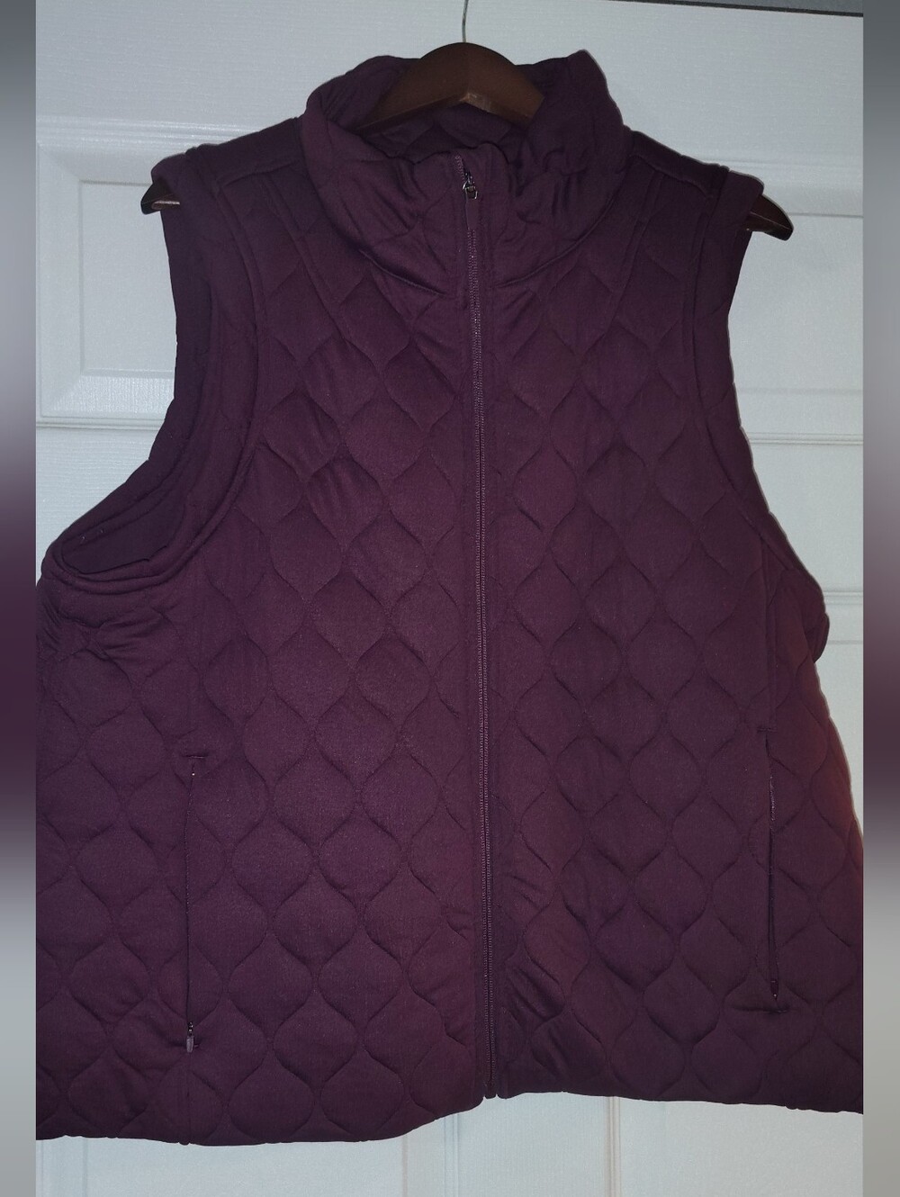 Kirkland Signature Quilted Vest in Plum
